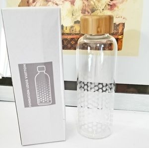 LOUIS VUITTON FOUNDATION WATER BOTTLE